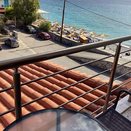 Thassa Beach Apartment No6 Leonídion Dış mekan fotoğraf