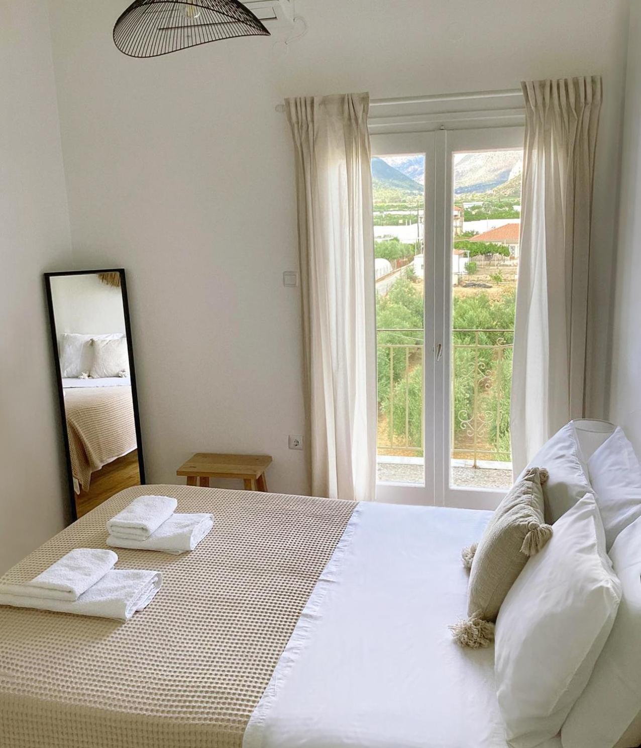 Thassa Beach Apartment No6 Leonídion Dış mekan fotoğraf